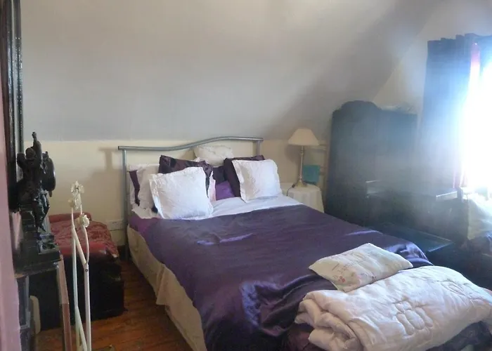 Ms Mccreadys Guest House